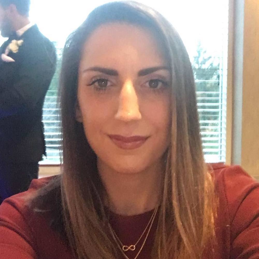 Meet your Posher, Angela